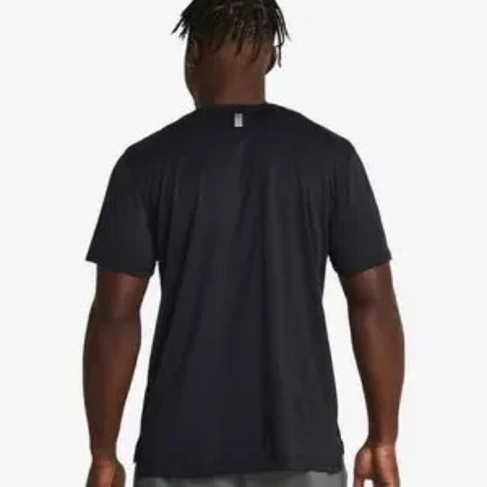 Under Armour • Streaker T-Shirt • Deep Black - Picture 4 of 4